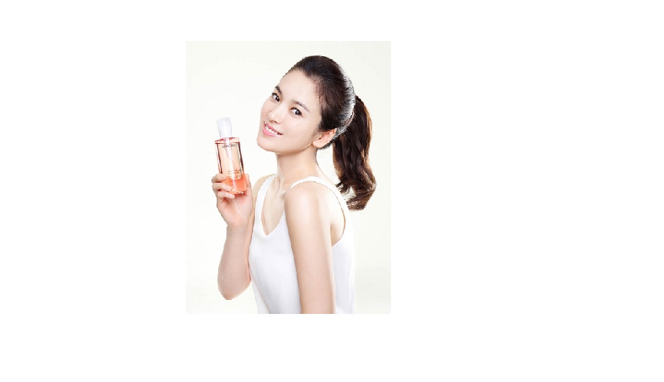 學宋慧喬O.U.T卸妝 客製化PRO級卸妝油登場