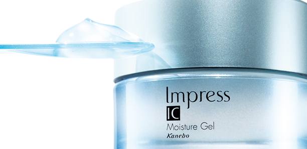 肌膚也吃冰淇淋,臉蛋兒瞬間降溫好「喜翻」 肌膚也吃冰淇淋,臉蛋兒瞬間降溫好「喜翻」