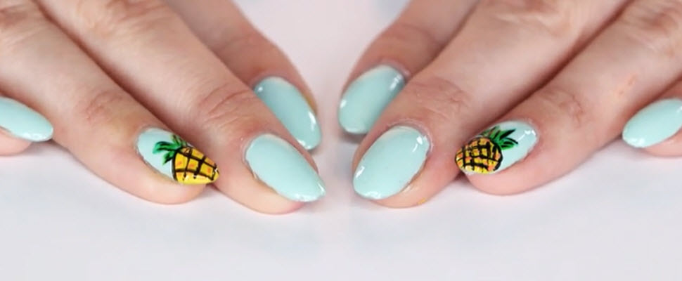 今夏最繽紛指彩，快幫你的指甲穿上鳳梨裝吧！