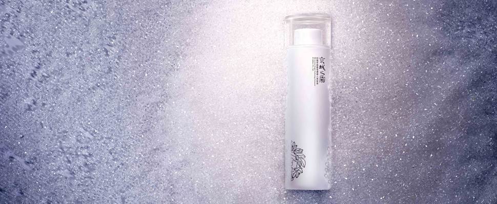 美白的第一步就從這裡開始！京城之霜60植萃晶鑽雪膚導入美容液強力打擊黑色素｜美白推薦