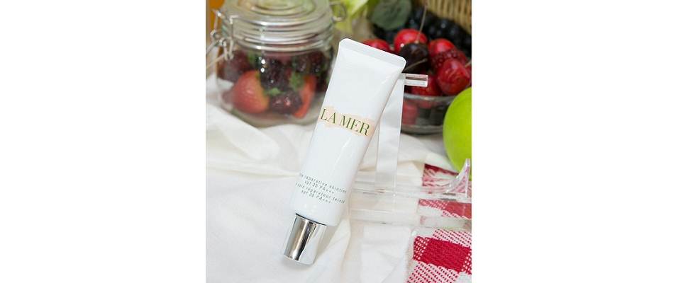 不只潤色、防曬，還要用滿滿保養成分守護夏日美肌