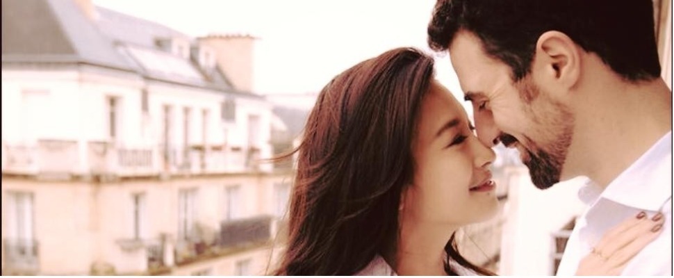 那些批評異國戀是「愛吃洋腸」的酸民，其實是自卑心作祟～