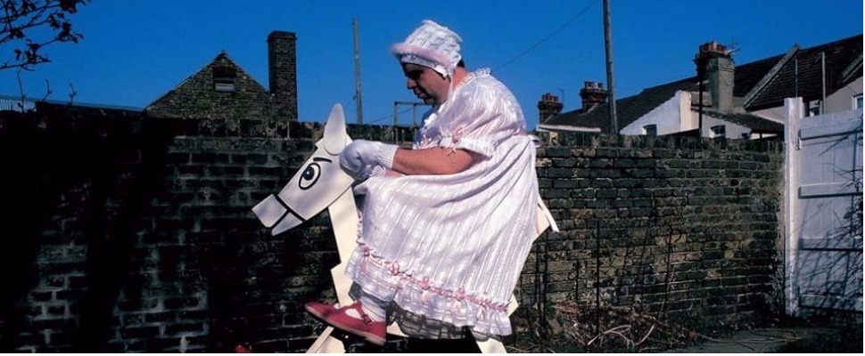 大叔扮幼兒～攝影師用鏡頭告訴你什麼是「幼稚僻」？