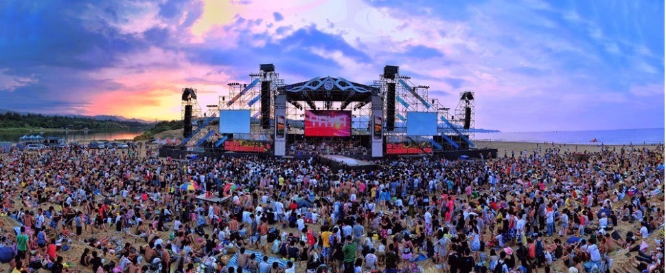 今晚夜奔去貢寮吧～《海洋音樂祭》等你一起來搖擺！｜音樂節資訊