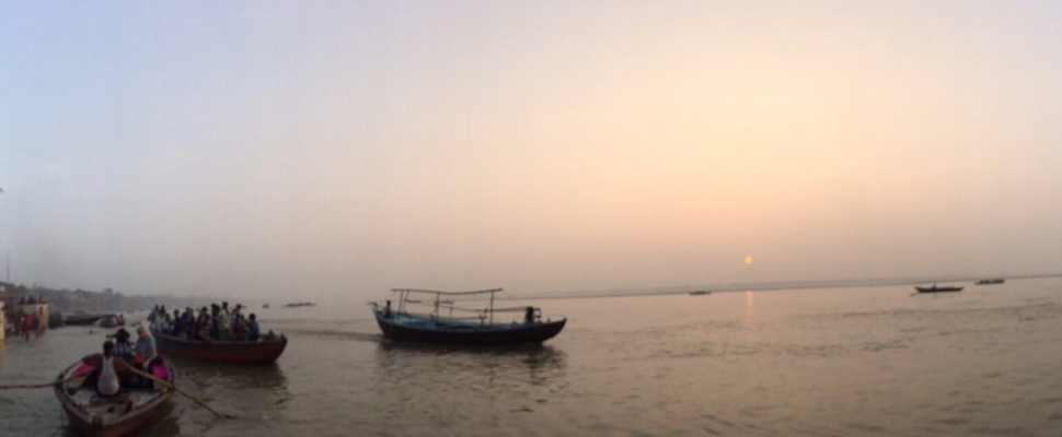 一條讓人看透生死的河流～恆河很髒，卻是小編一生難忘風景